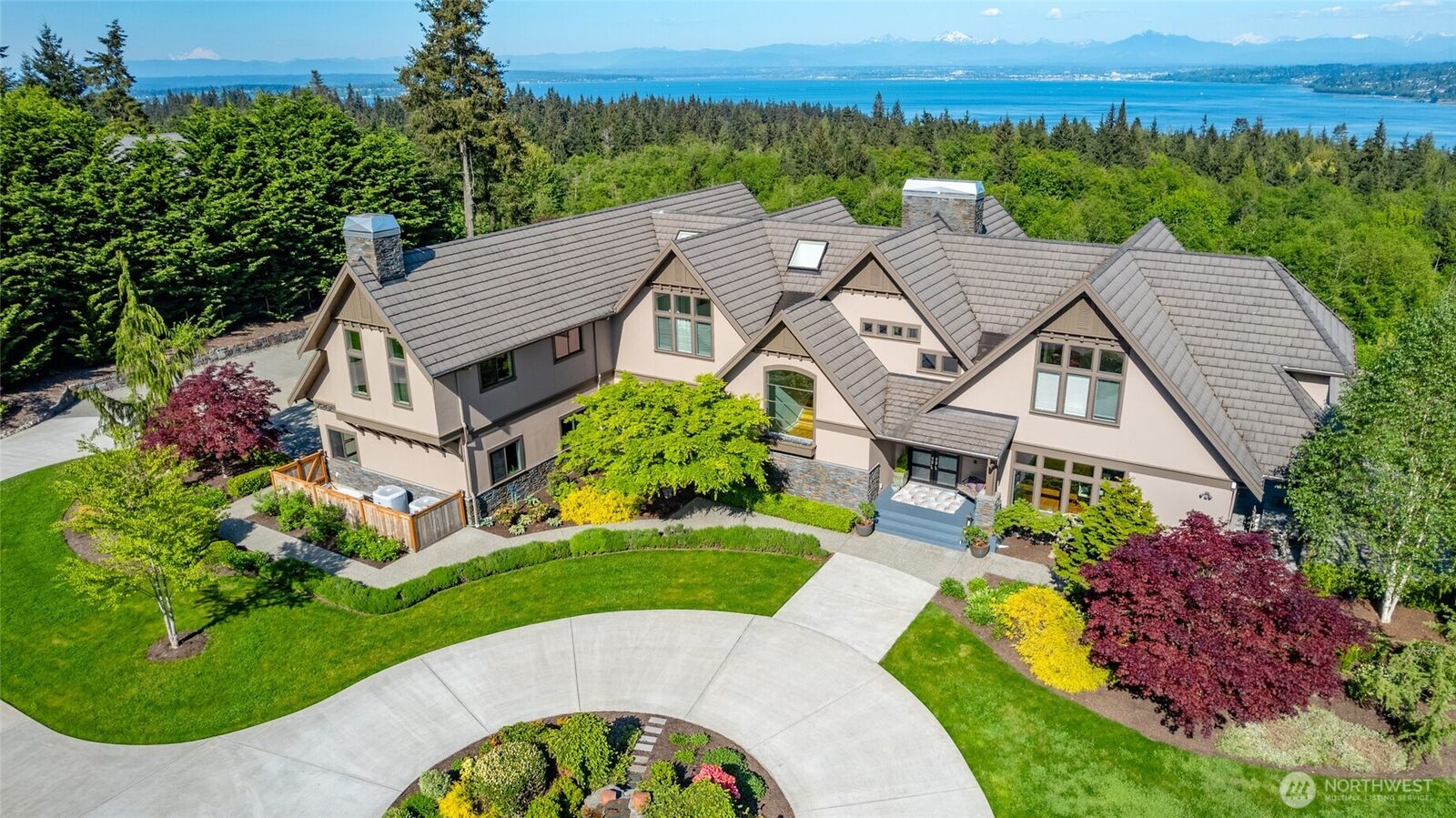 Property Photo:  7265  Linda Lane  WA 98236 