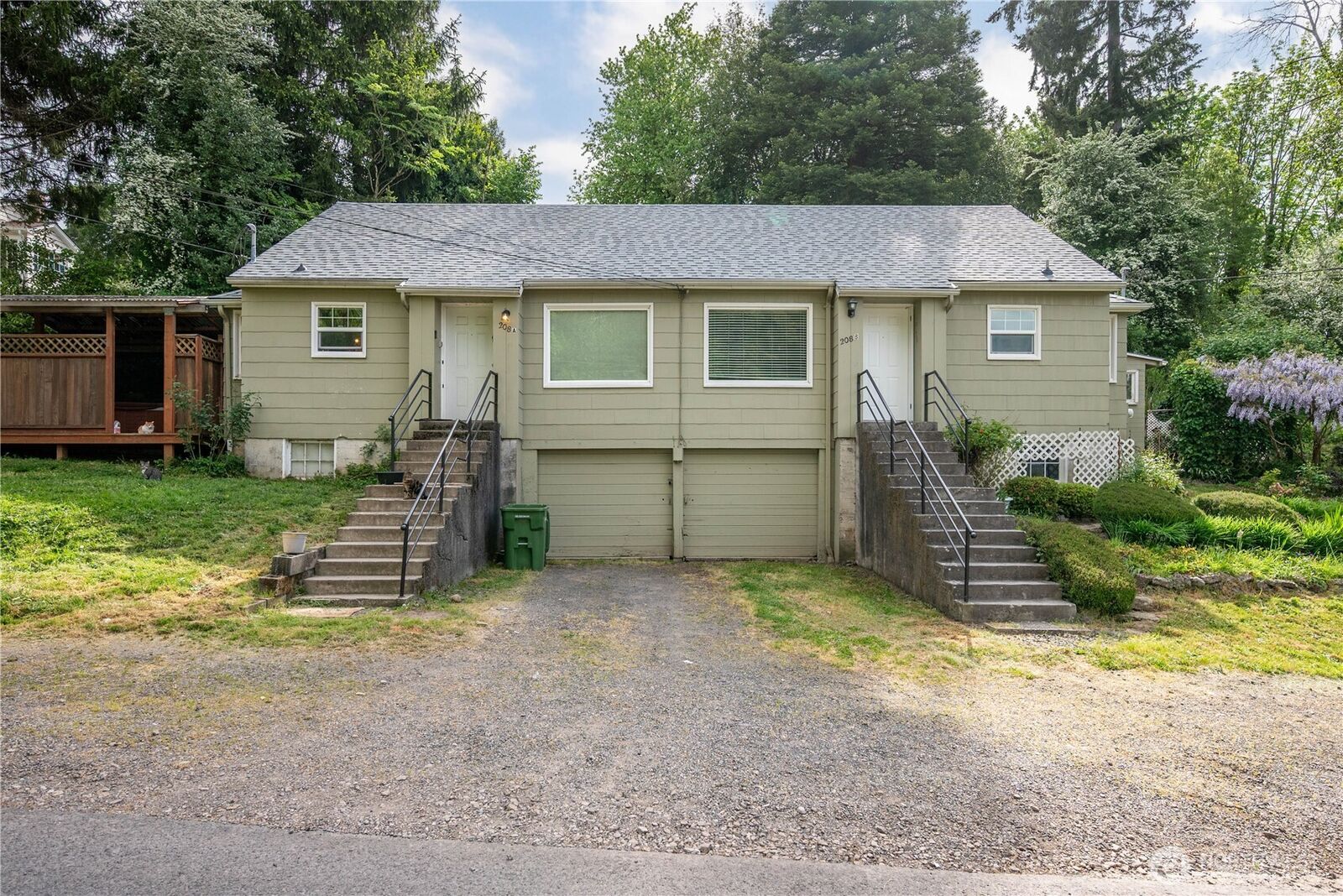 Property Photo:  208 NE Kirby  WA 98611 
