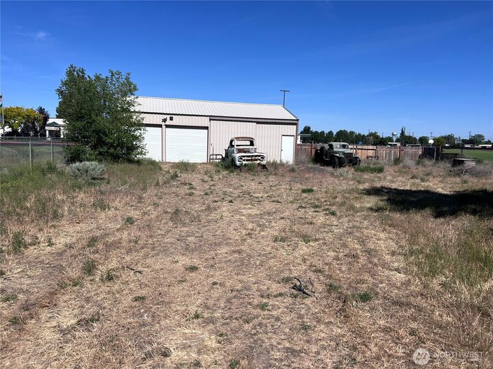 Property Photo:  130  Schilling Drive  WA 98837 