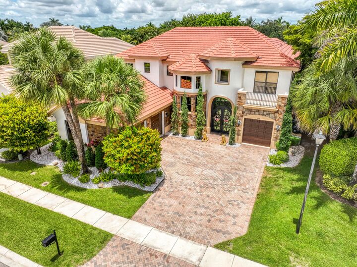 Property Photo:  3581 Collonade Drive  FL 33449 