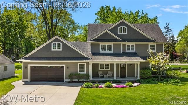 Property Photo:  215 Lexington Boulevard  MI 48073 