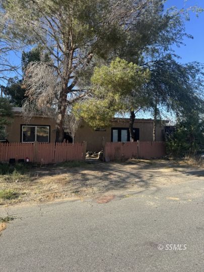 Property Photo:  6506 Sierra Ave  CA 93527 