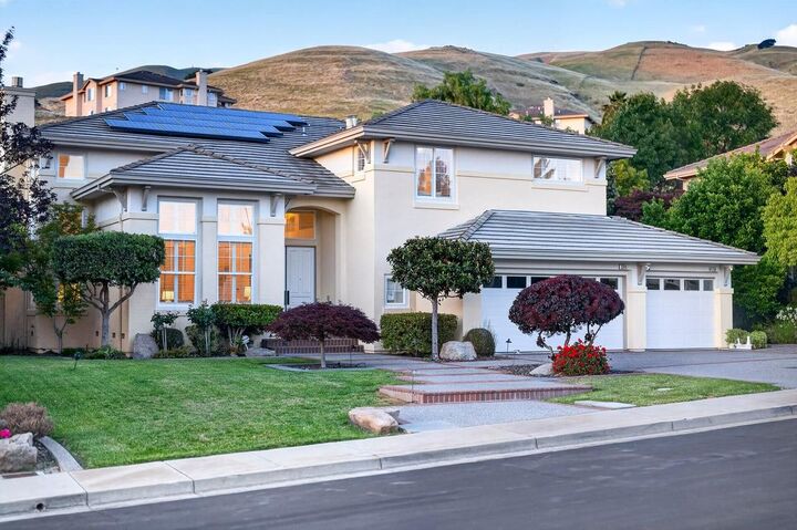 Property Photo:  3249 Winding Vista Common  CA 94539 