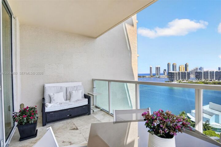 Property Photo:  3330 NE 190th St 1817  FL 33180 