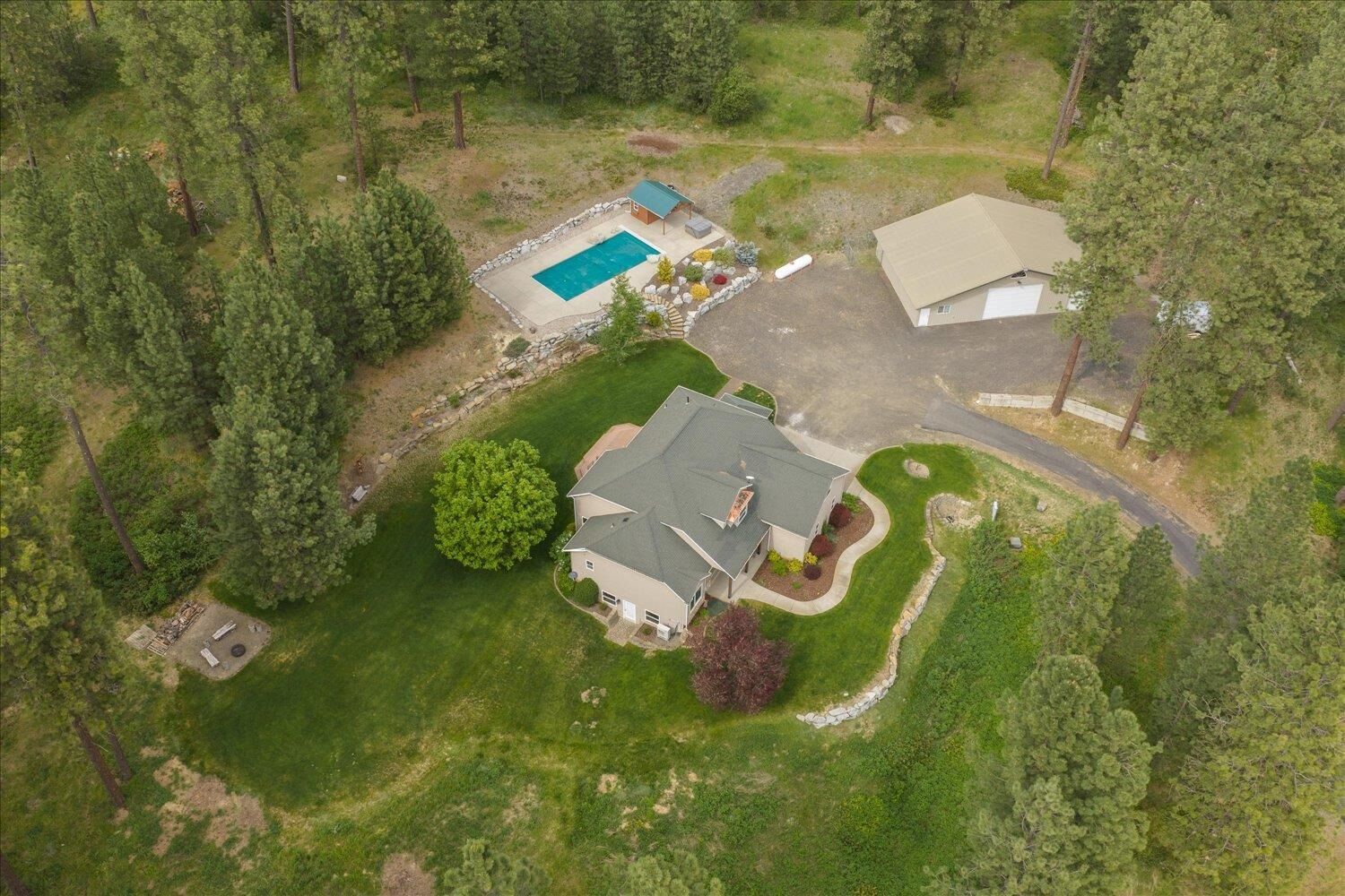 Property Photo:  12421 E Mt Spokane Park Dr  WA 99021 