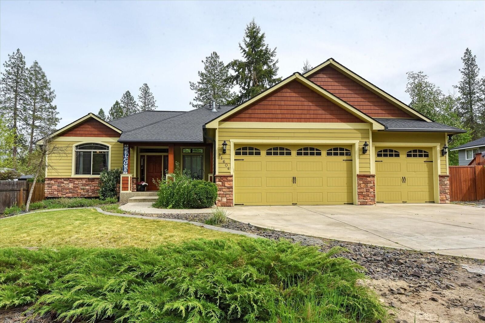 Property Photo: 11604 N Galahad Dr WA 99218