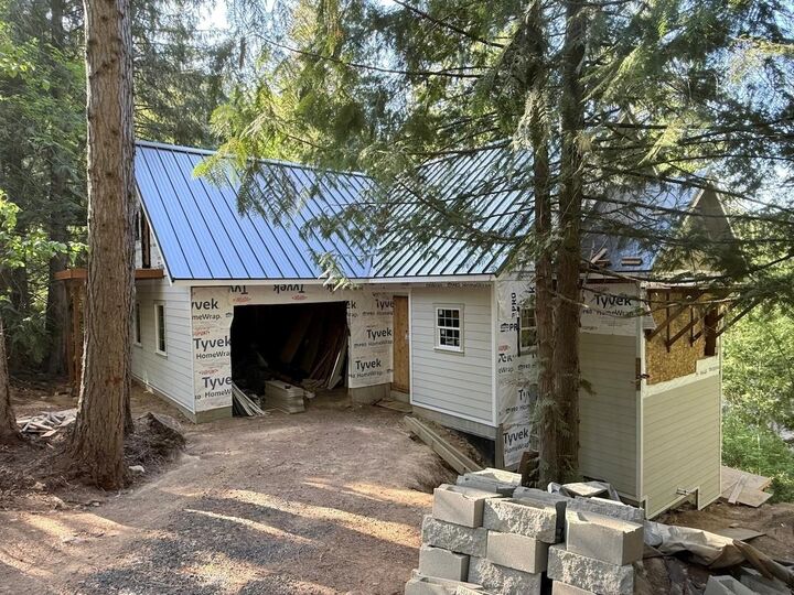 Property Photo: 4045 Southwood Shores Rd WA 99148