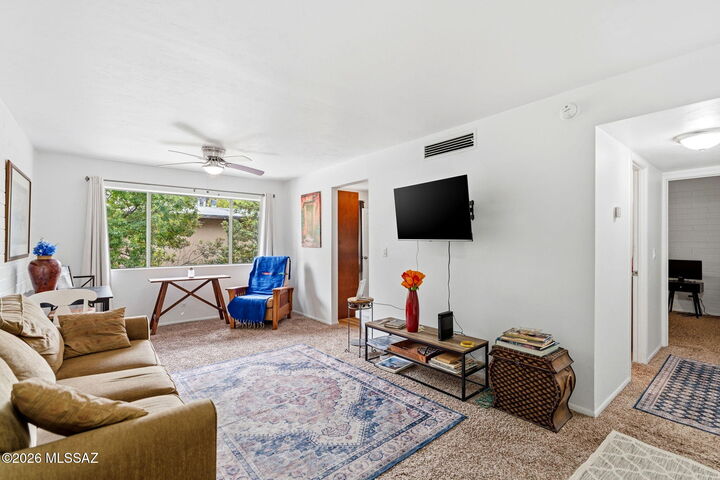 Property Photo:  1366 S Avenida Polar G-202  AZ 85710 