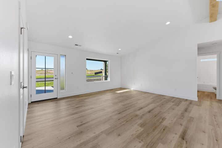 Property Photo:  4219 Road 104  WA 99301 