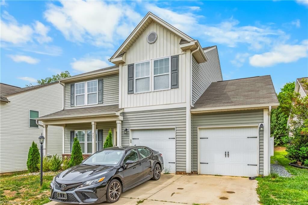 Property Photo:  427 Inlet Place Drive  NC 27127 