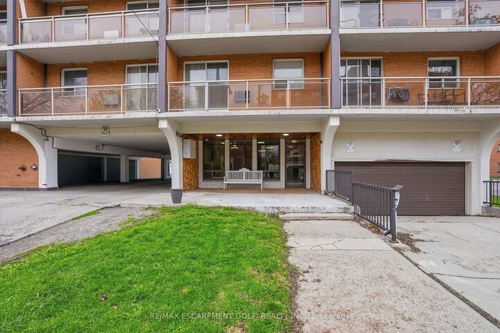 Property Photo: 30 Summit Avenue 303 ON L8V 2R8