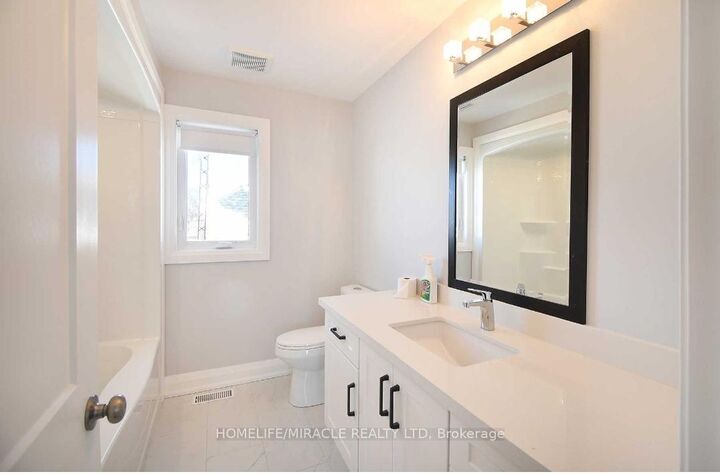Property Photo: 5641 Temperance Avenue ON L2Z 4A3