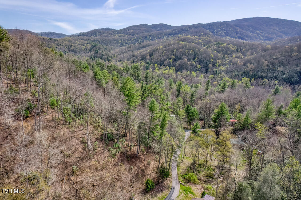 Property Photo: 155 Tower Road TN 37687