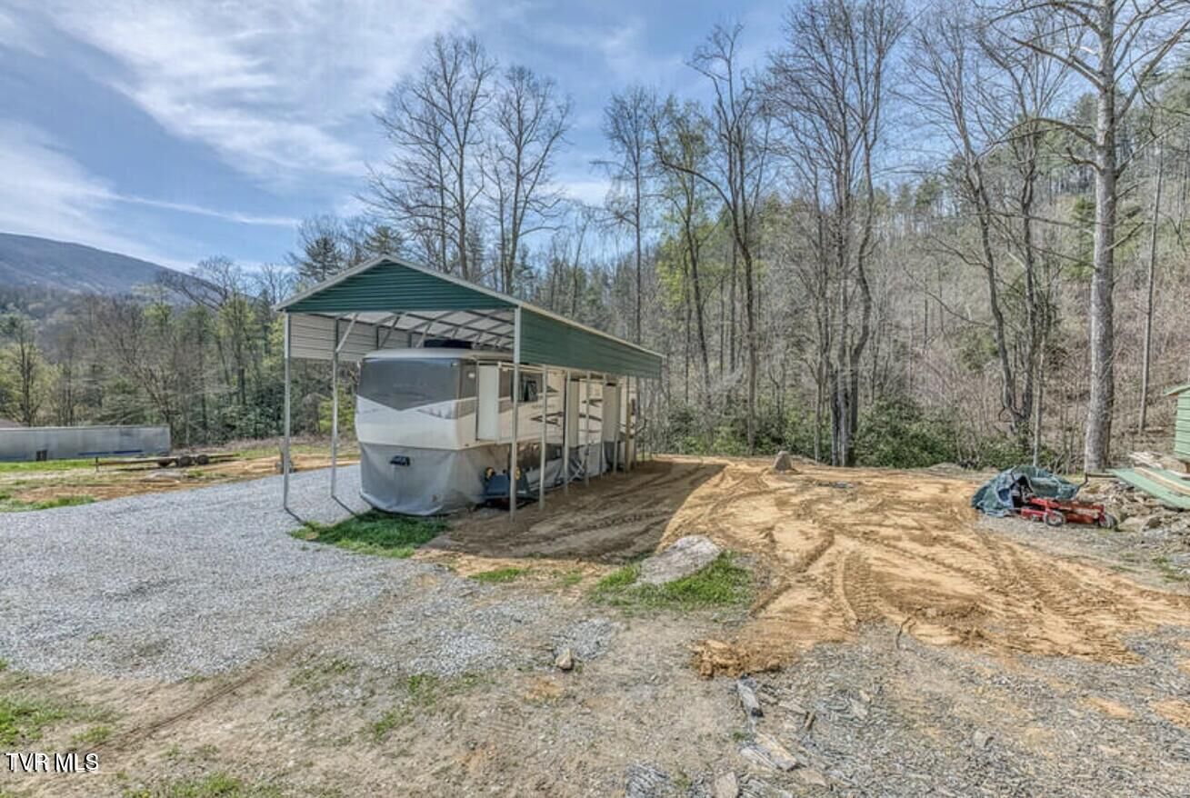 Property Photo: 155 Tower Road TN 37687