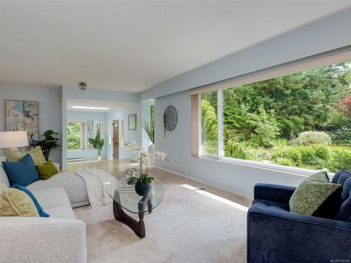 Property Photo:  743 Helvetia Cres  BC V8Y 1M1 