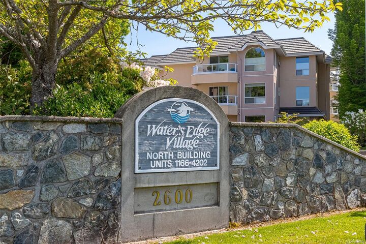 Property Photo:  2600 Ferguson Rd 1168  BC V8M 2C1 