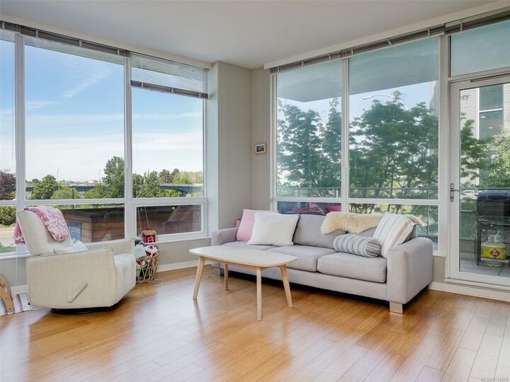 Property Photo: 399 Tyee Rd #105 BC V9A 0A8