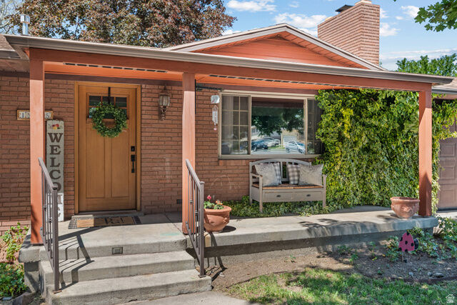 Property Photo:  1075 N 200 E  UT 84043 
