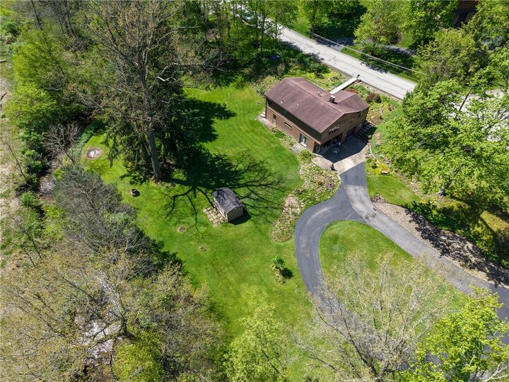 Property Photo:  5422 Beechnut Dr  PA 15044 