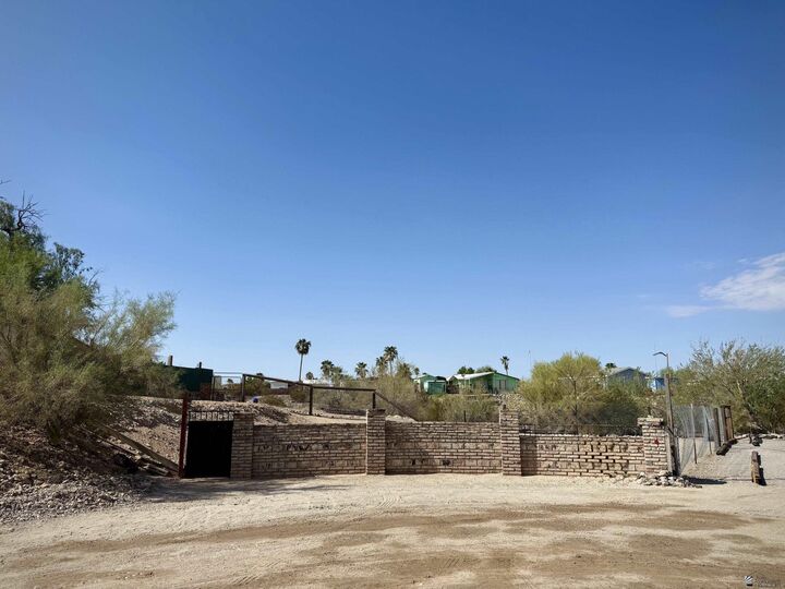 Property Photo: 0000 E Warren Dr AZ 85367