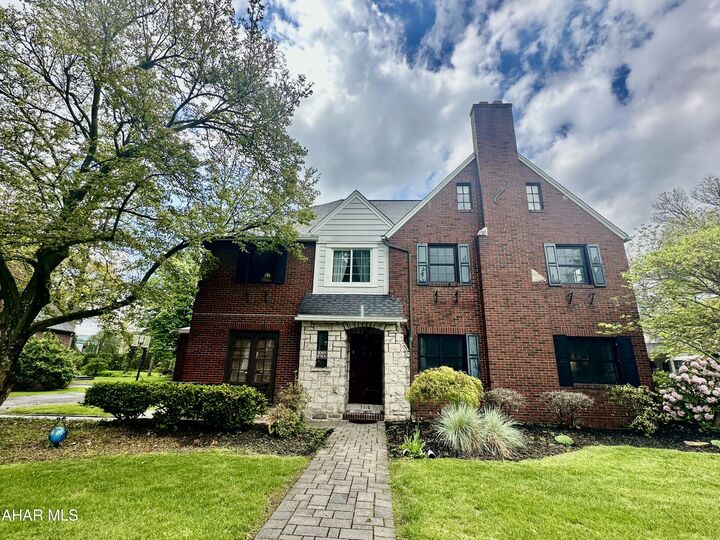 Property Photo:  3510 Oneida Avenue  PA 16602 
