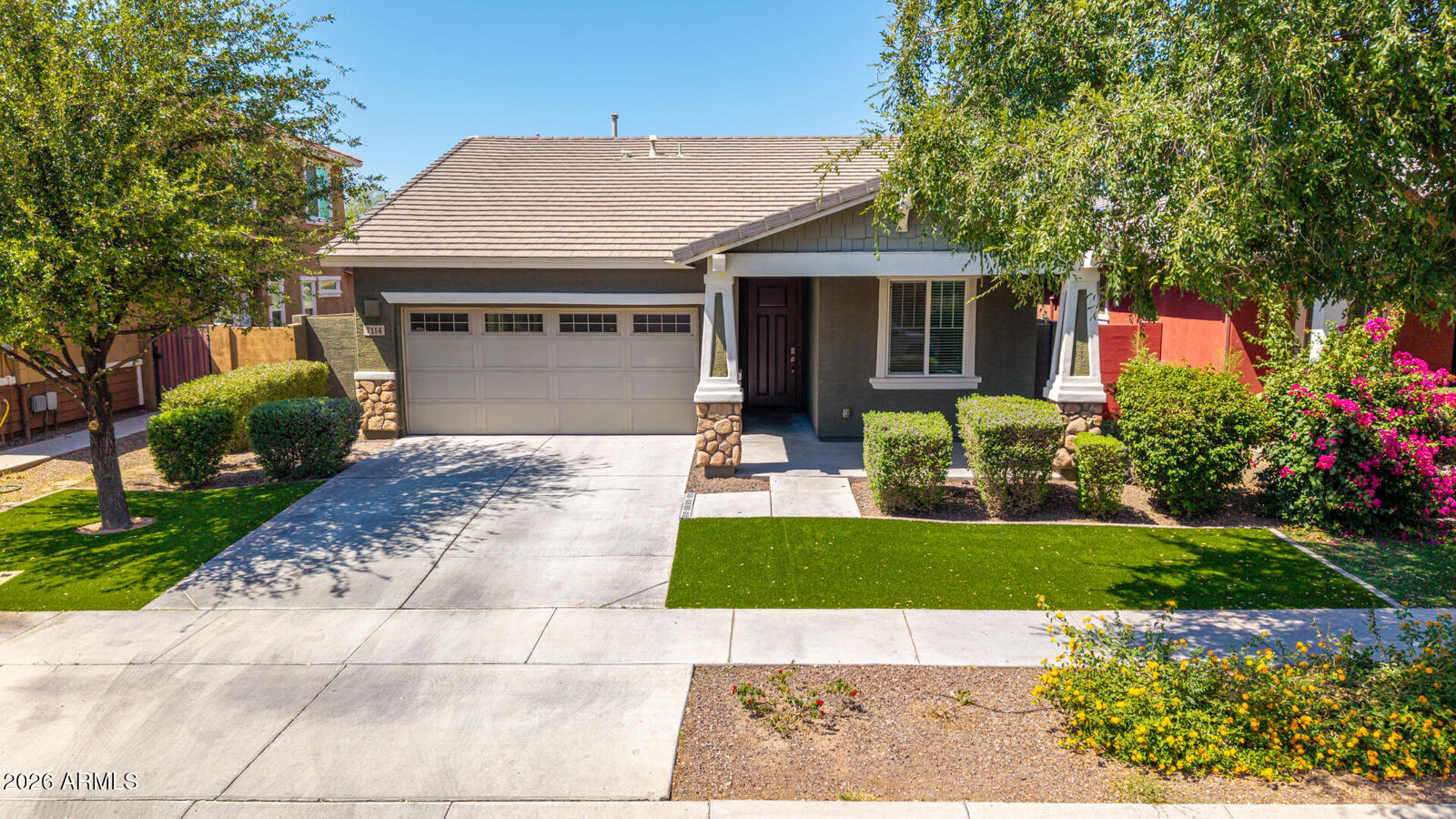 Property Photo:  7114 E Olla Avenue  AZ 85212 