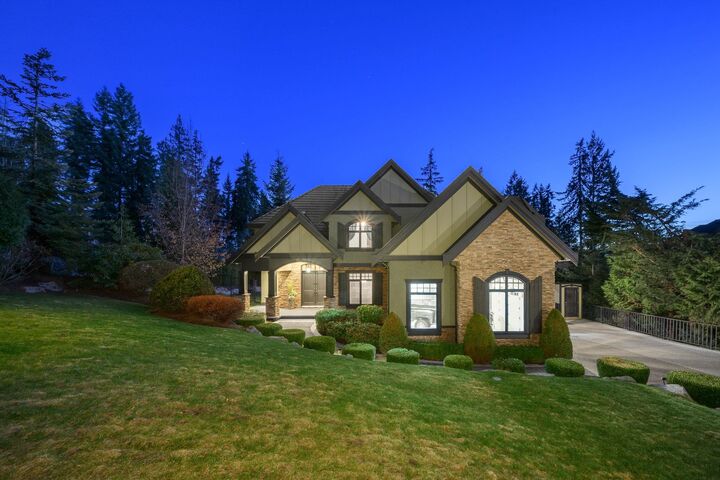 Property Photo: 1062 Magnolia Way BC V3H 5M6