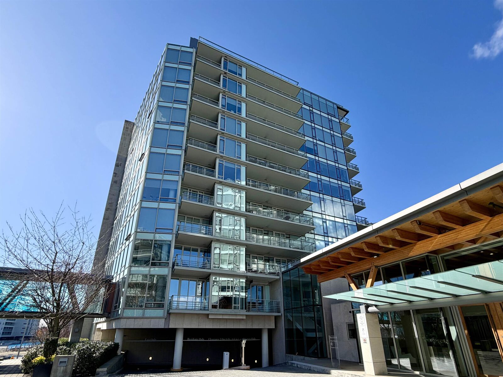 Property Photo: 5177 Brighouse Way 311 BC V7C 0A7
