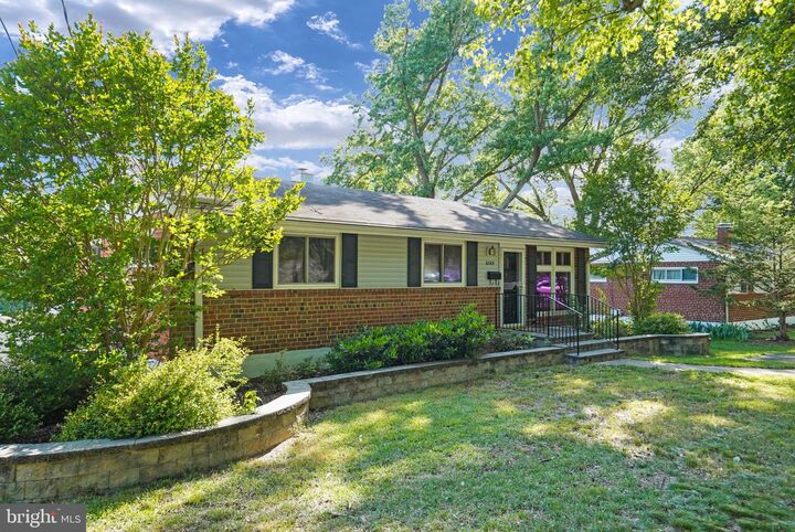Property Photo: 6369 Edsall Road VA 22312