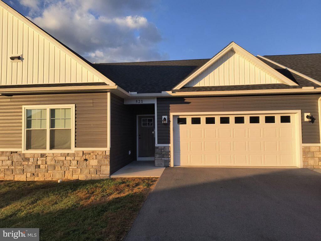 Property Photo: 521 Shook Court E PA 17225
