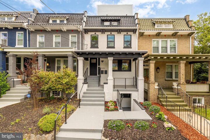 Property Photo:  5703 9th Street NW 2  DC 20011 