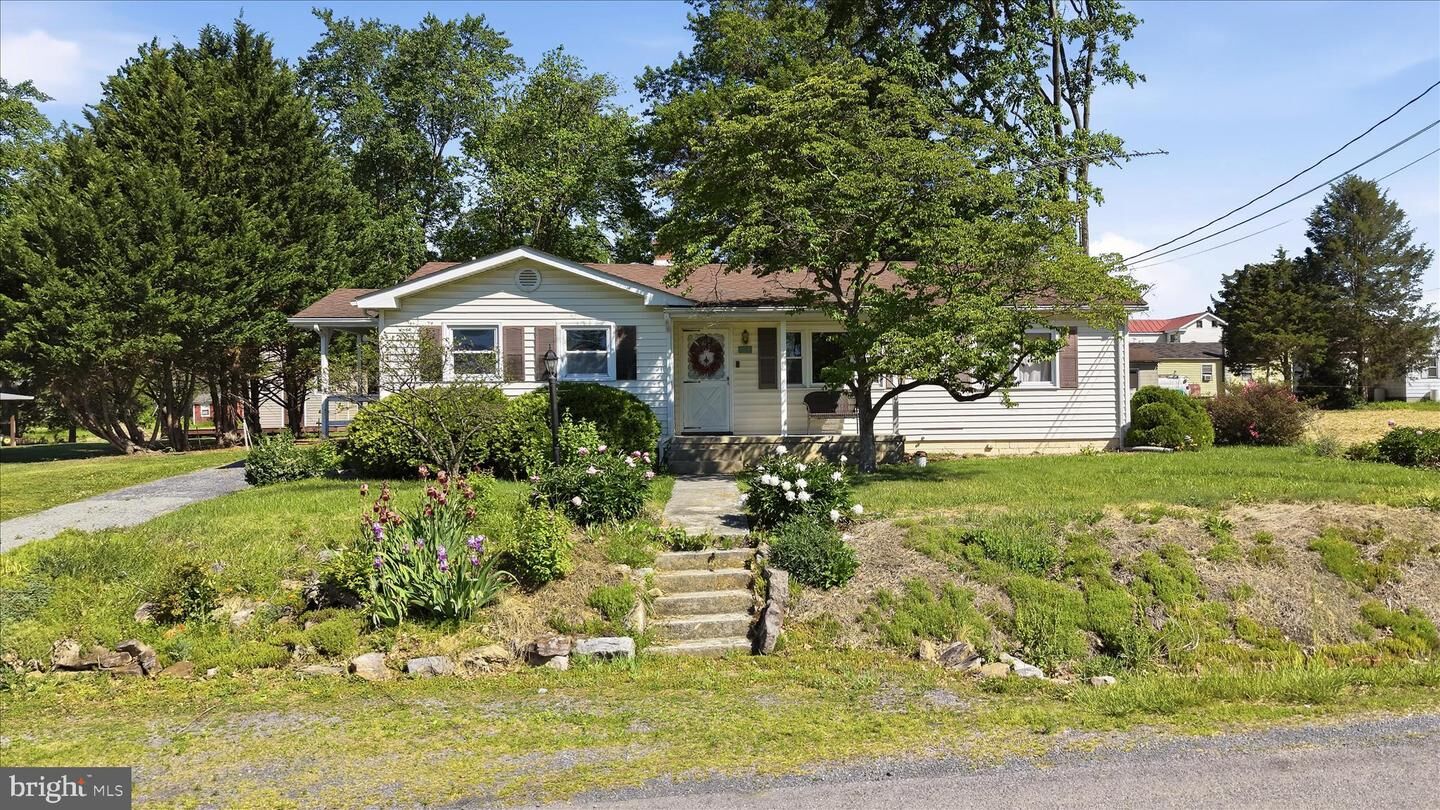Property Photo:  114 Harrison Lane  VA 22602 