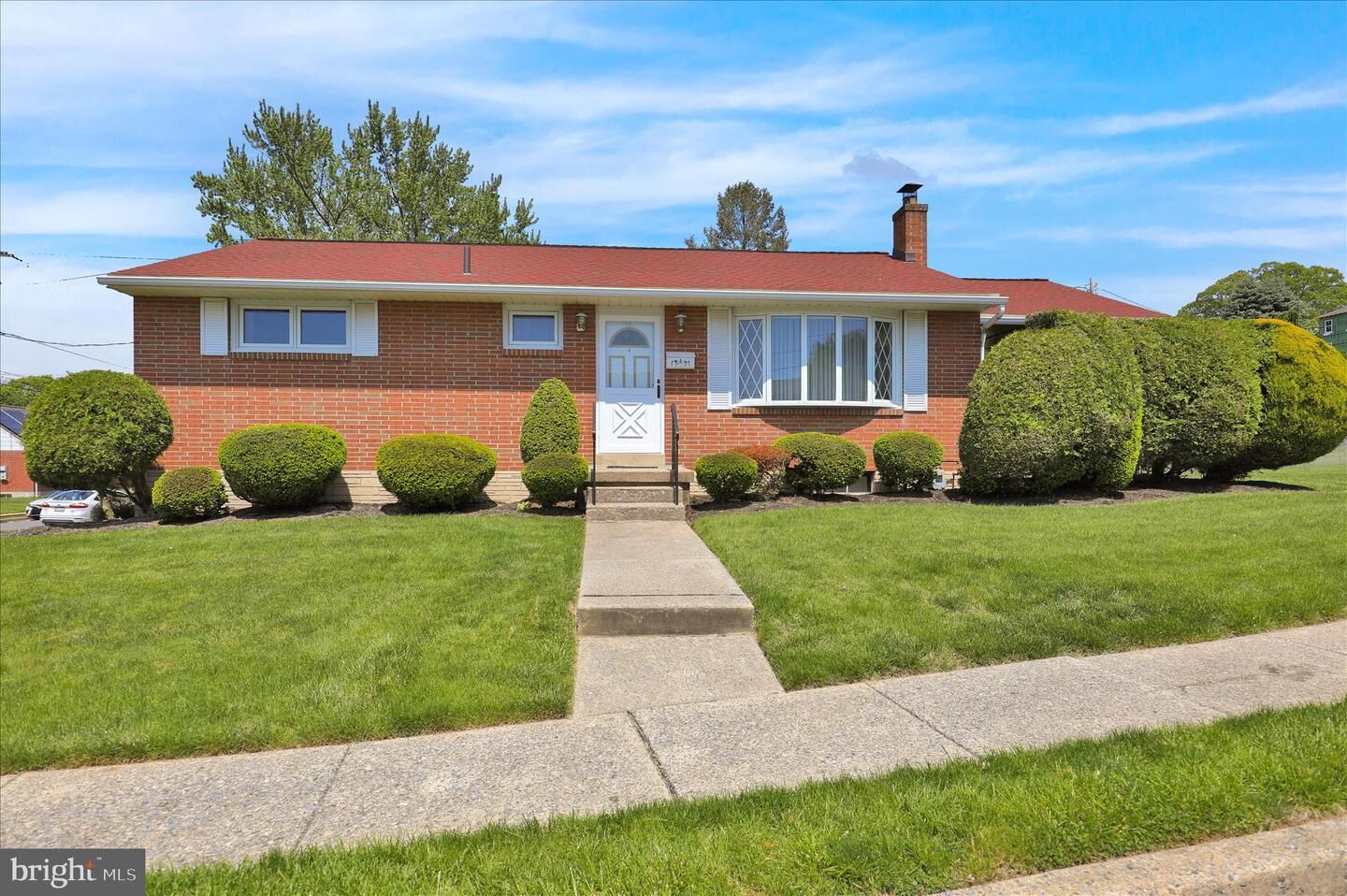 Property Photo:  1901 County Street  PA 19605 