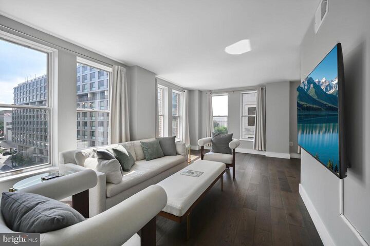 Property Photo:  601 Pennsylvania Avenue NW 610  DC 20004 