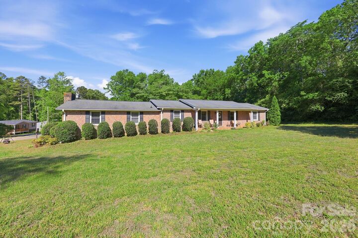 Property Photo: 5435 US Highway 601 Highway NC 28147