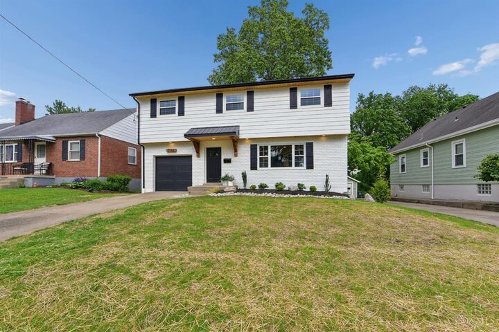 Property Photo: 7112 Summit Avenue OH 45243