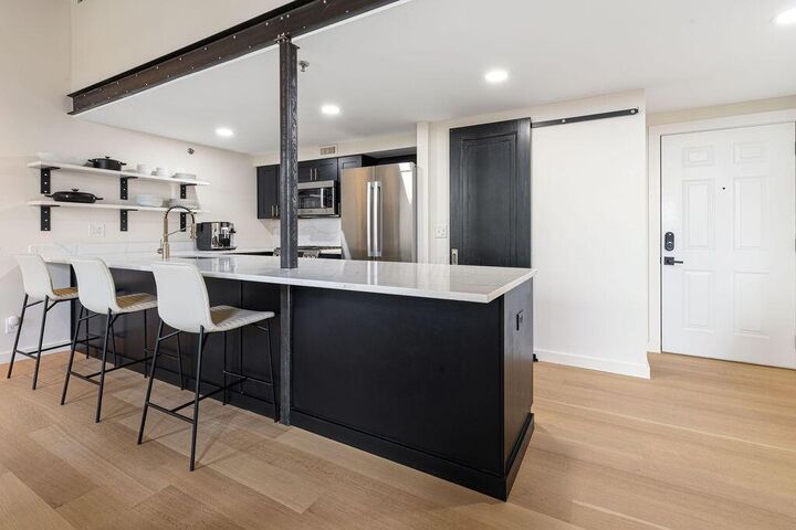 Property Photo:  544 S Front Street  OH 43215 