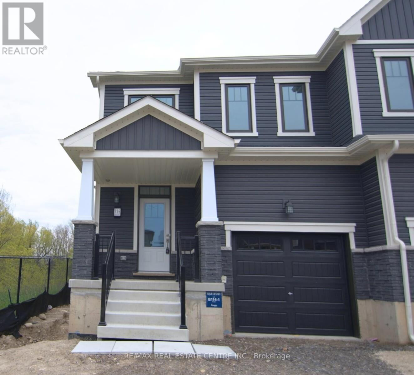 Property Photo:  335 Starlight Avenue  ON N0B 1M0 