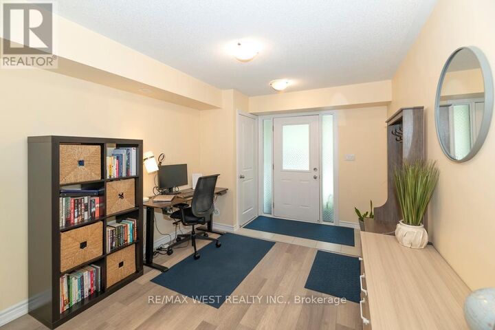 Property Photo:  2663 Jackpine Crossing 60  ON L1X 0E6 