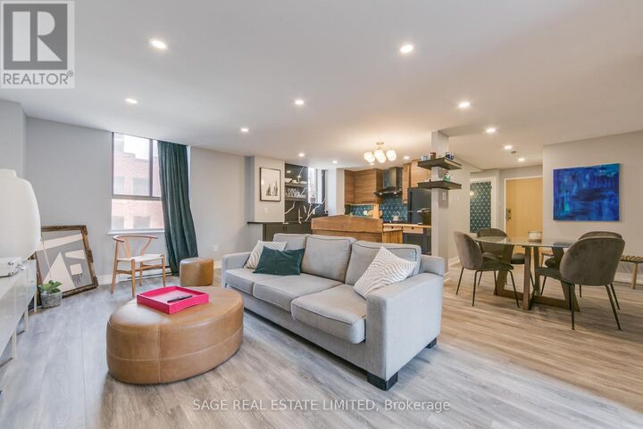 Property Photo:  95 Lombard Street 305  ON M5C 2V3 