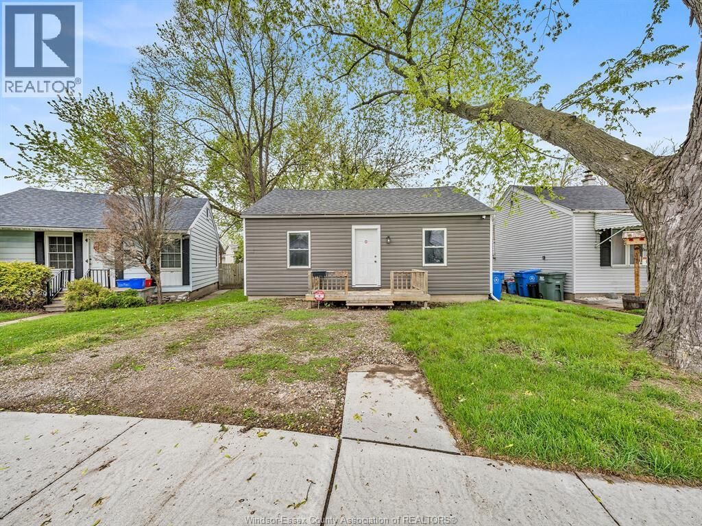 Property Photo:  3422 Barrymore  ON N9C 1V1 