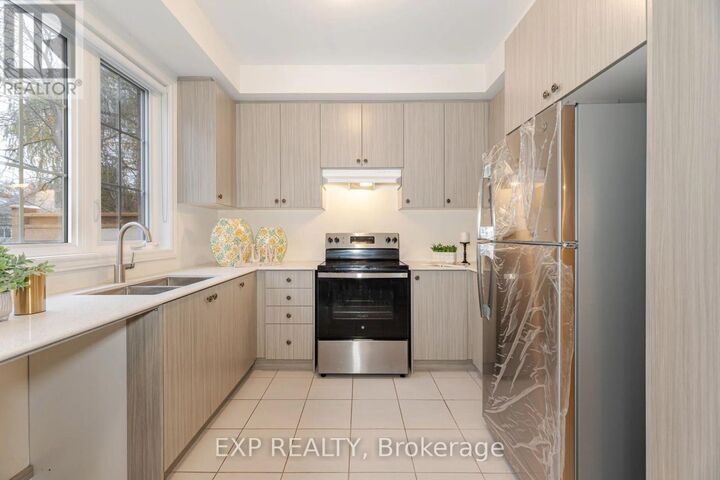 Property Photo:  68 First Street 24  ON L9W 2E4 