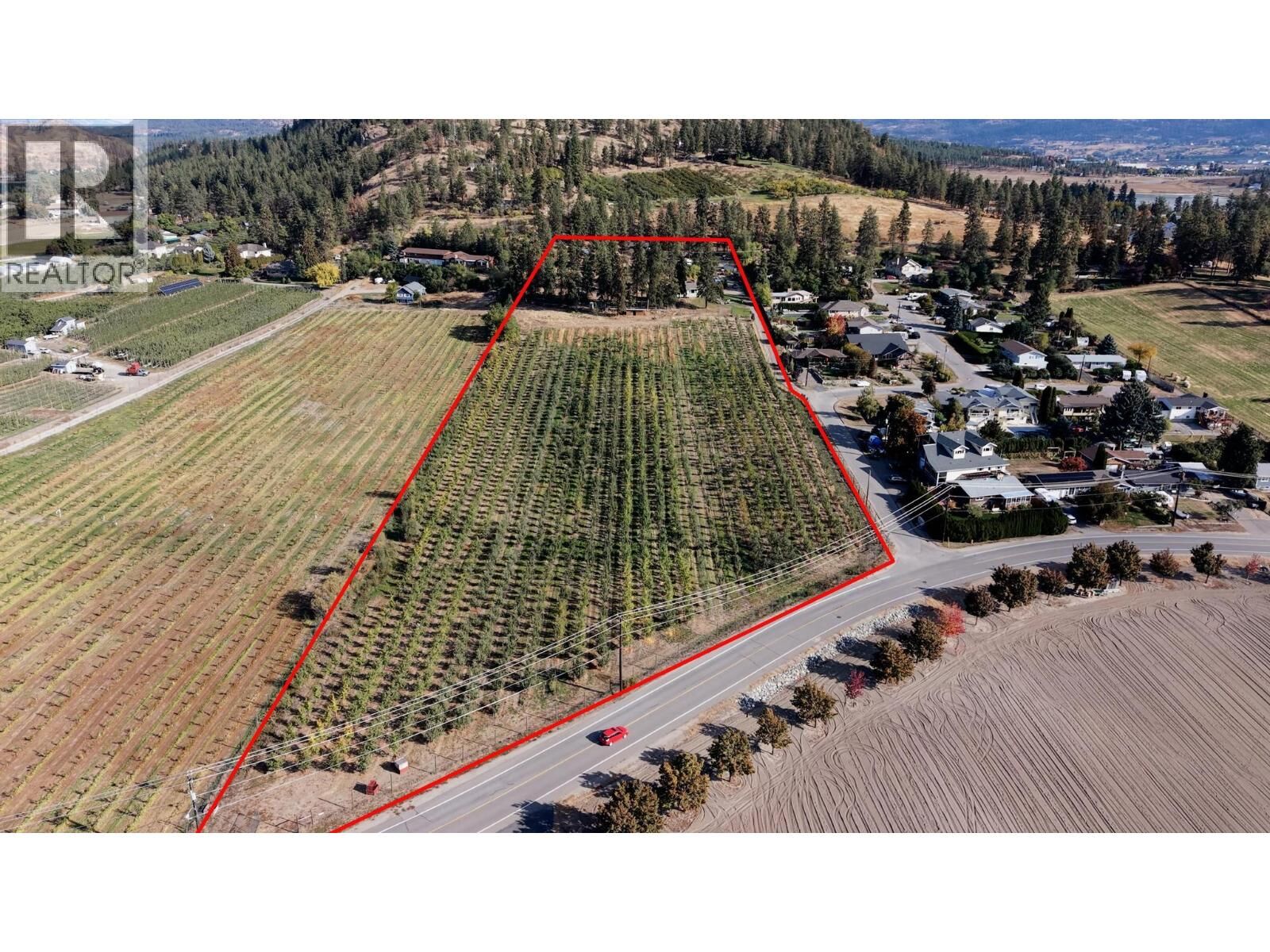 Property Photo:  590 Brenda Road  BC V1V 2C8 