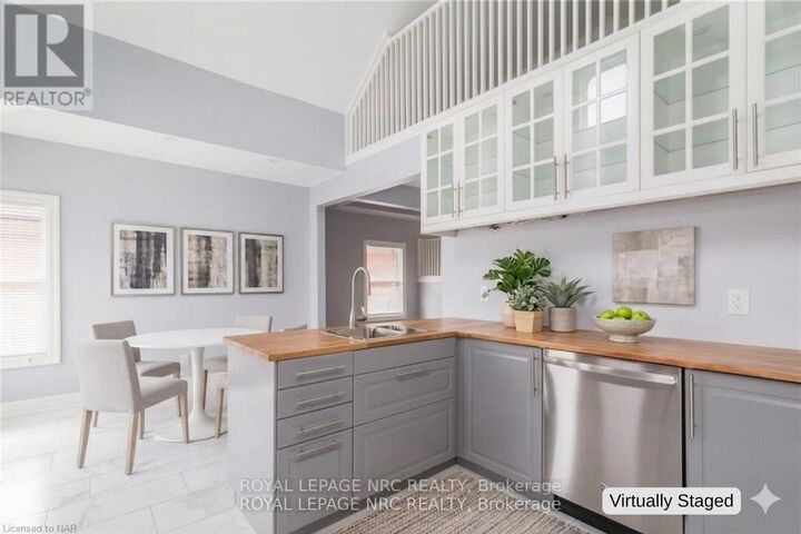 Property Photo:  6 Clark Street Upper  ON L2R 5G2 