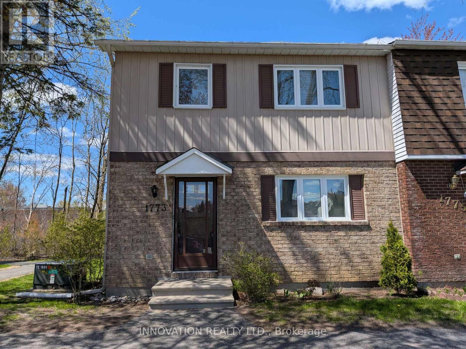 Property Photo:  1773 Bellmanor Court  ON K1T 2V6 