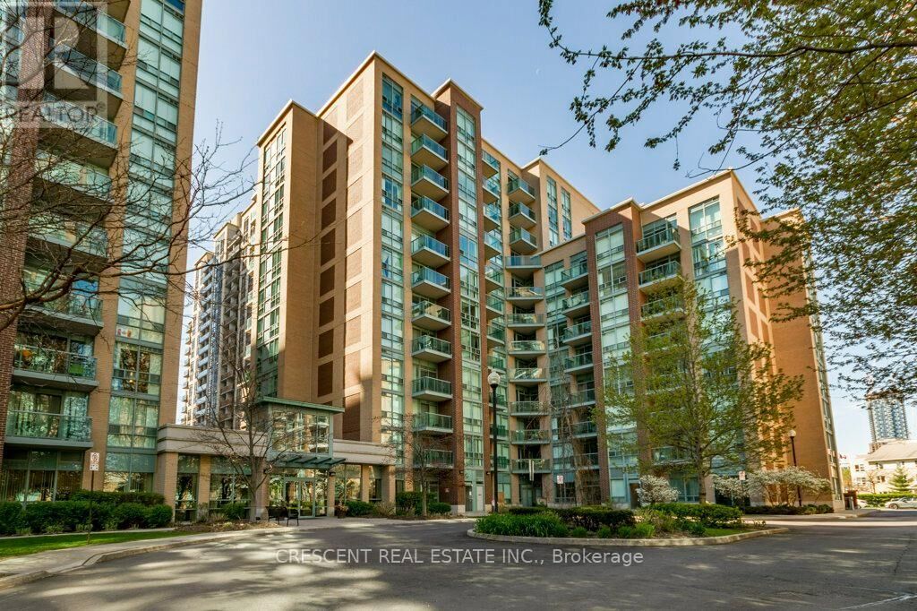 Property Photo:  9 Michael Power Place 1106  ON M9A 0A5 