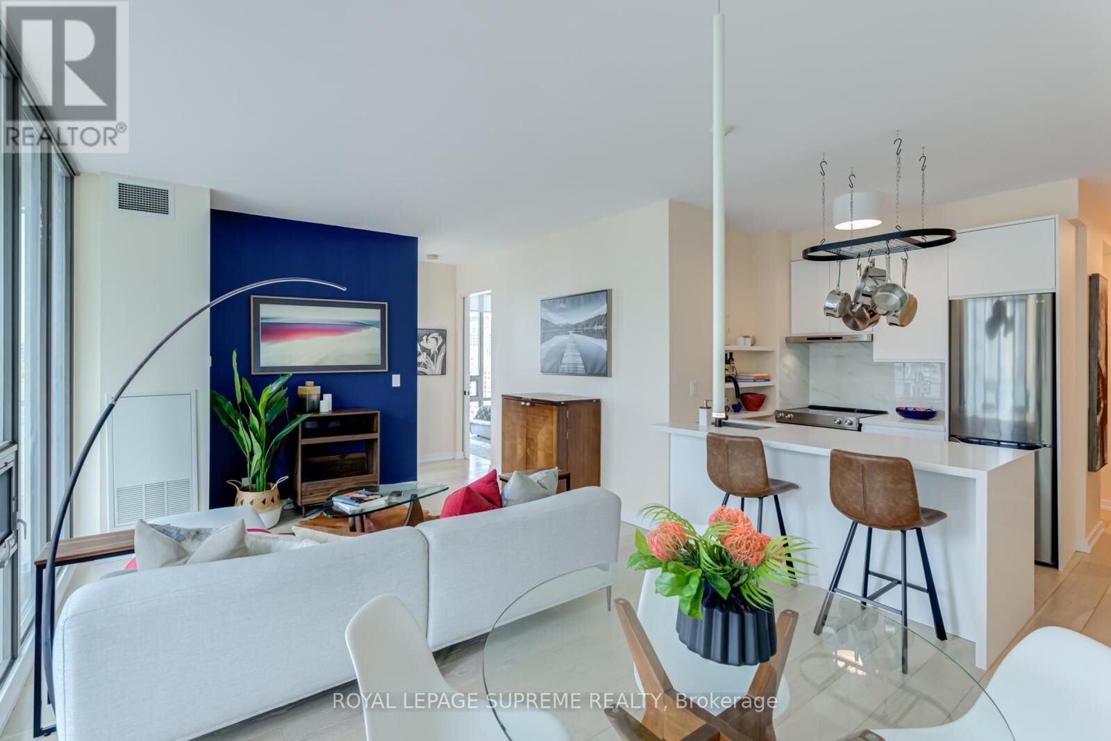 Property Photo:  33 Lombard Street 1506  ON M5C 3H8 