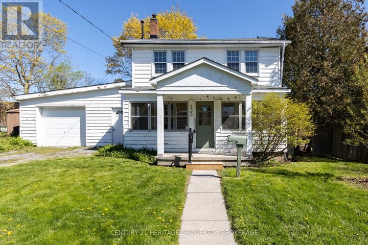 Property Photo:  135 James Street  ON K7K 1Z5 