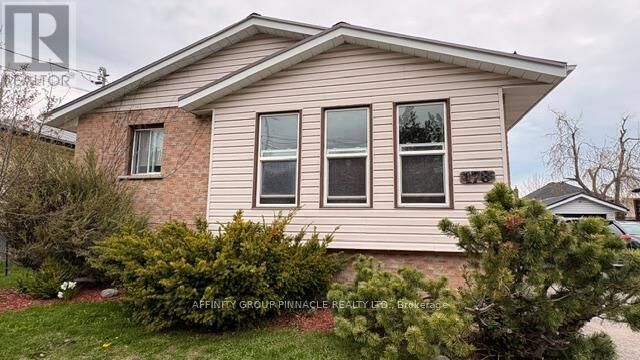 Property Photo:  178 Colborne Street West  ON K9V 6A1 