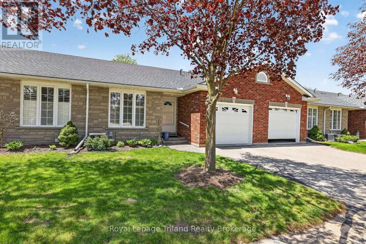 Property Photo:  928 Lorene Street 12  ON N4S 5N8 